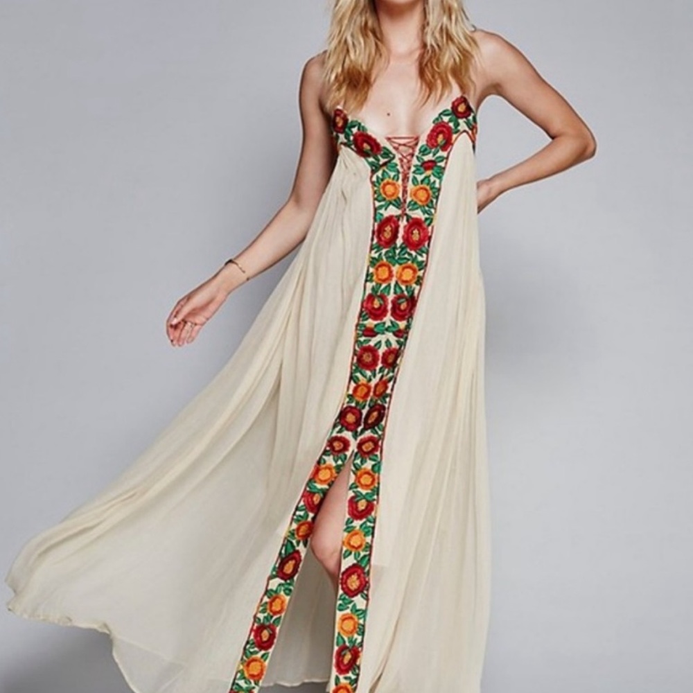 Embroidered Floral Gauzy Lace Up Maxi Dress XL NWOT